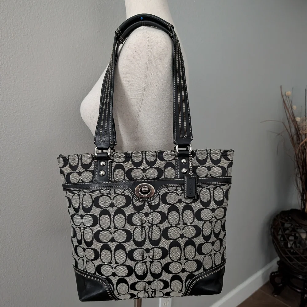 Coach Hampton Signature Tote - Picture 2 of 16
